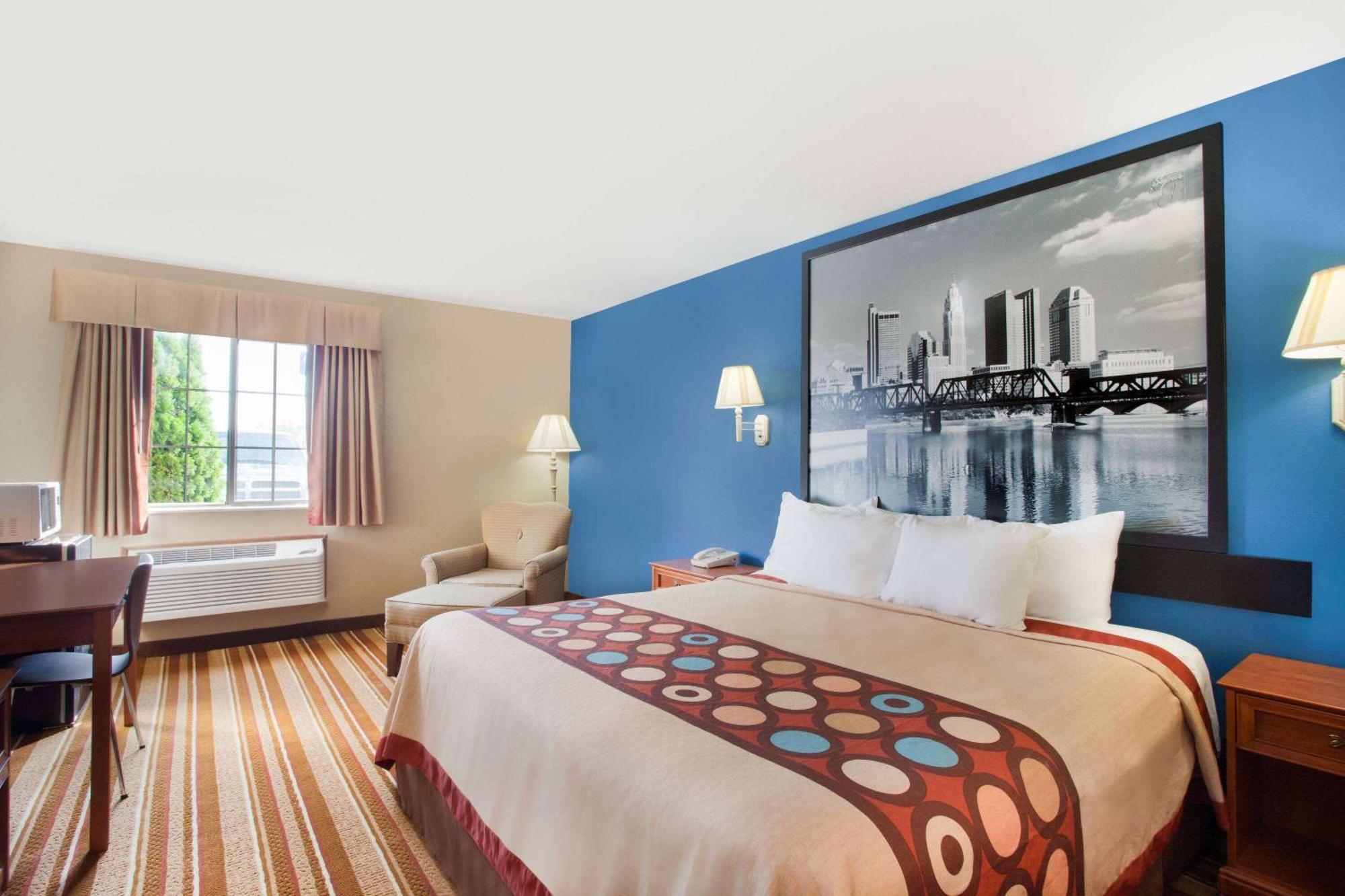 Super 8 By Wyndham Defiance Hotel Buitenkant foto